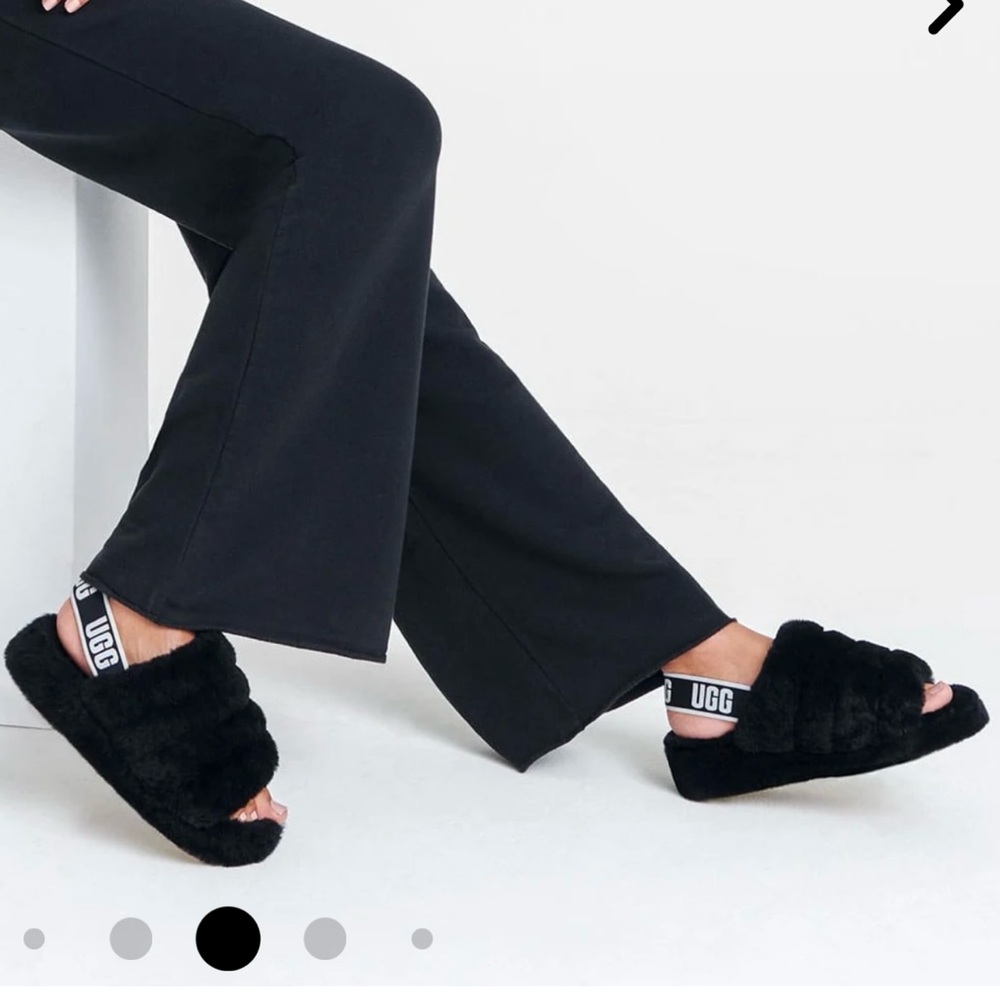 Ugg Fluff Yeah Slide Women’s Size 9